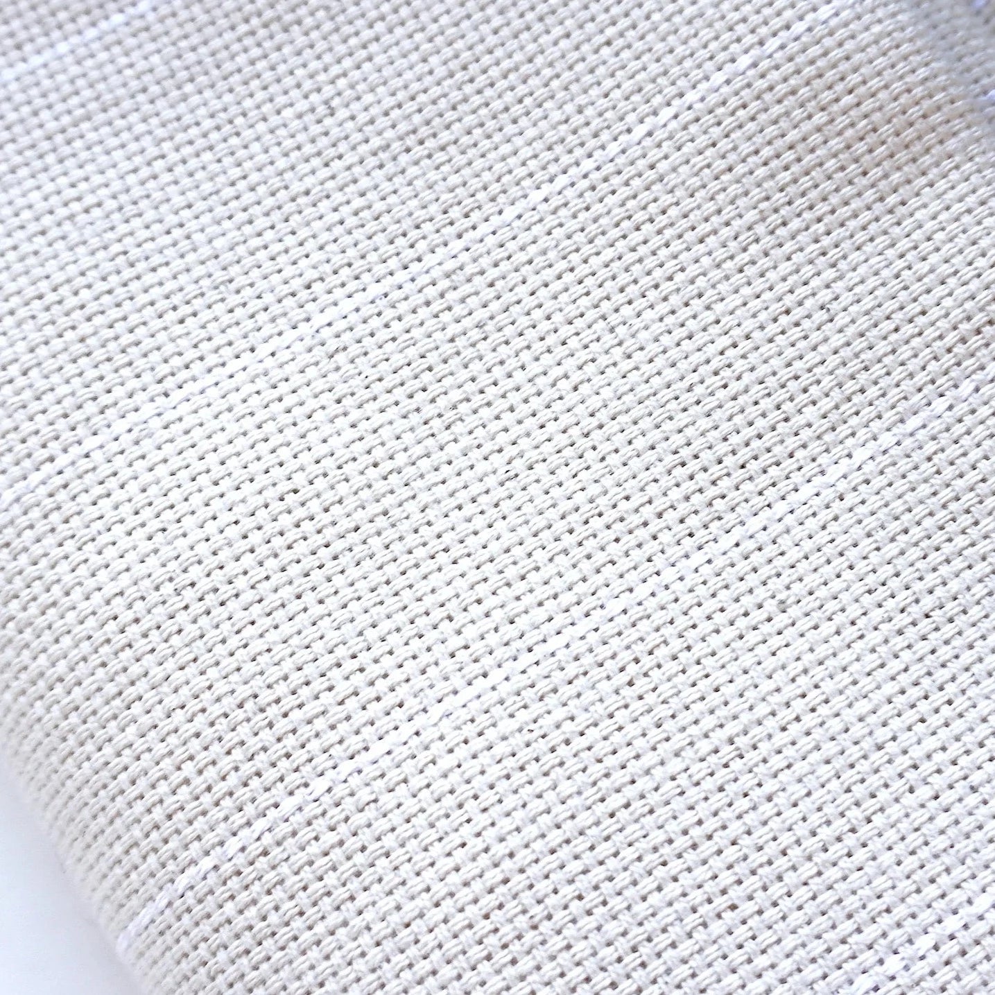 Monks Cloth - Tufting Fabric / White. - 1/2m - Hamilton Craft Studios - Materials & Tools